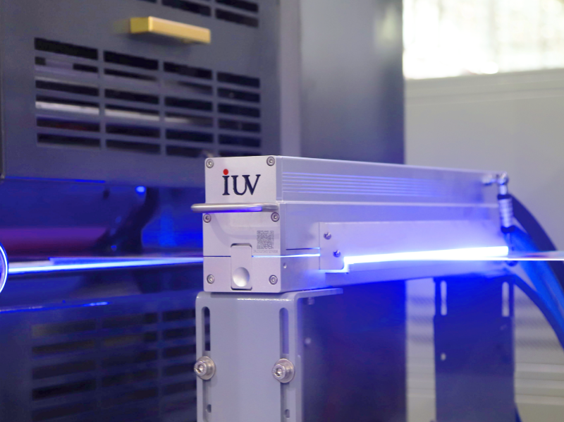 IUV LED UV Curing system in Intermittent Offset Printing 900x598_画板