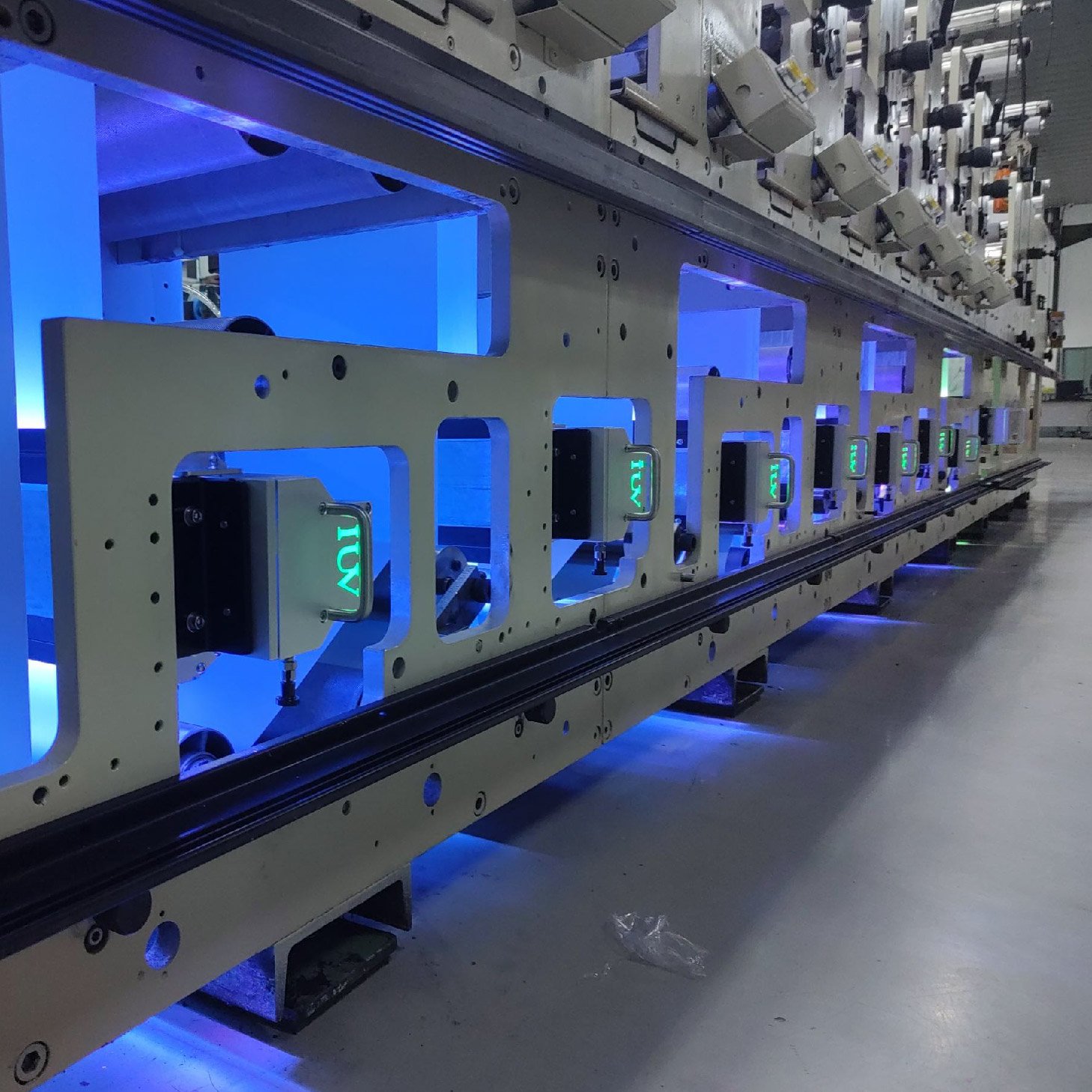 Au-delà des économies d'énergie : les avantages opérationnels des systèmes LED UV