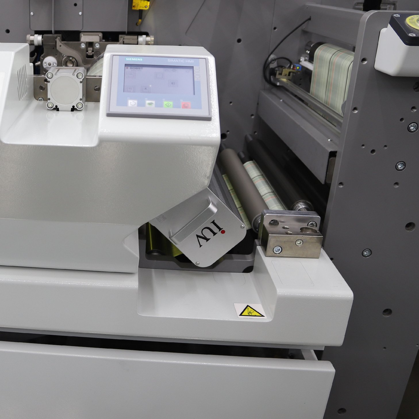 How UV Curing Systems Are Improving Quality Control in Large-Scale Printing