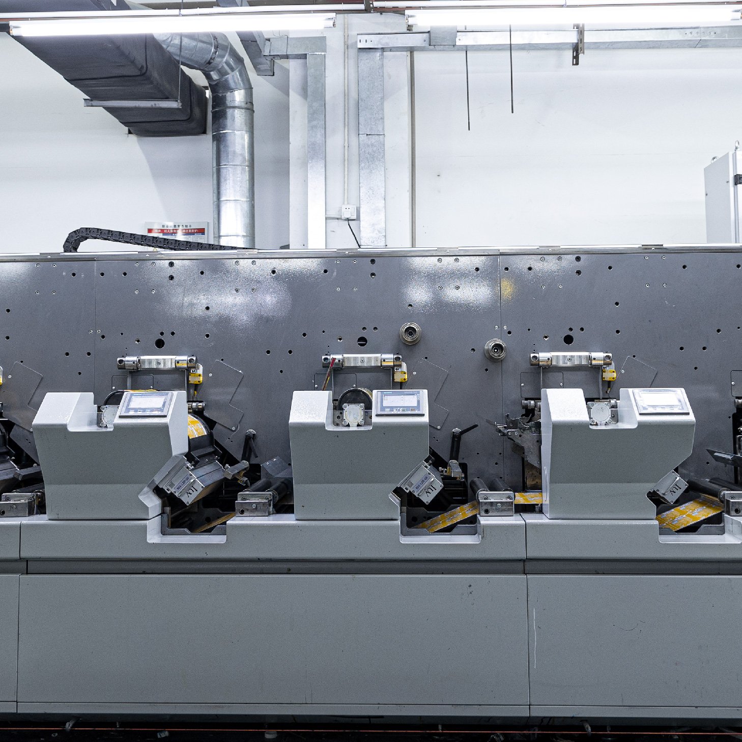 How UV Curing Systems Are Streamlining High-Volume Label Production