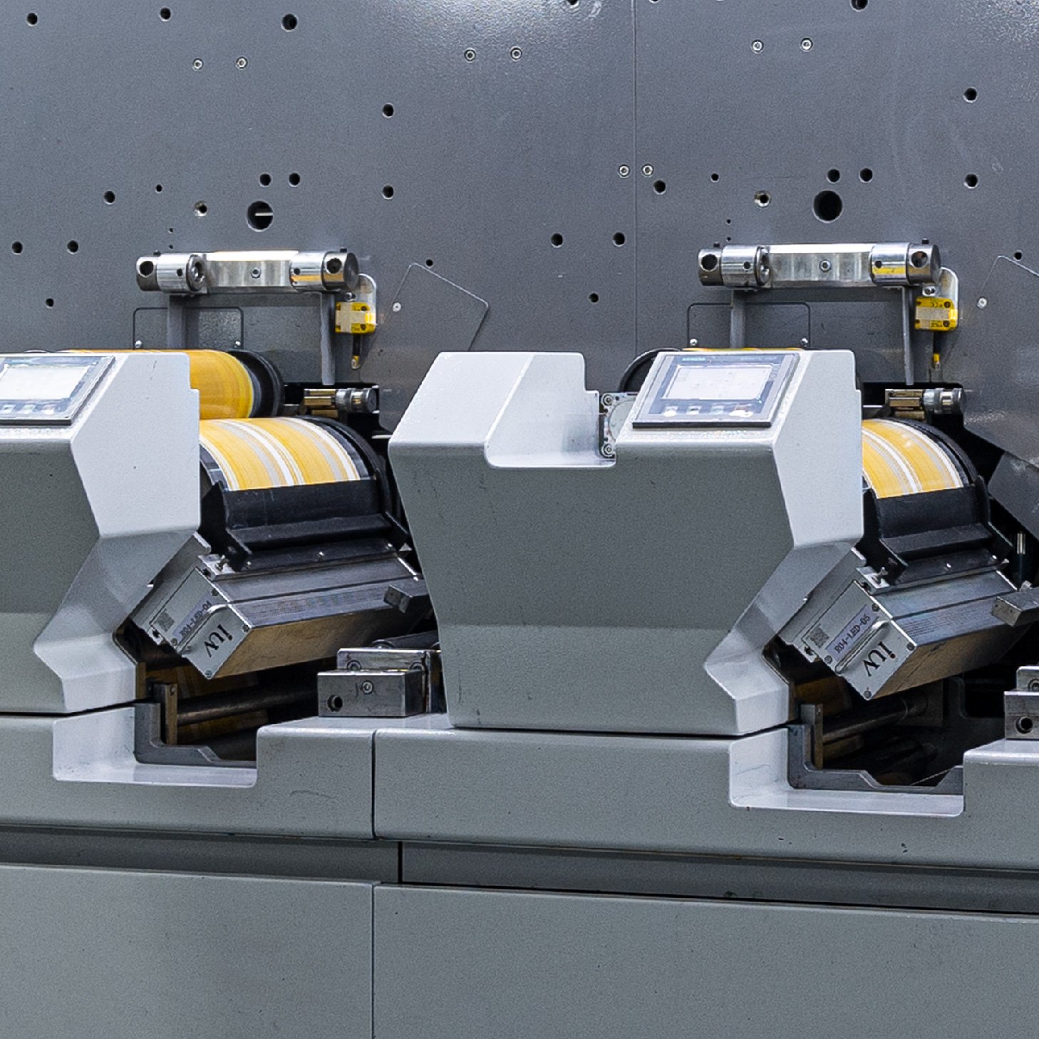 How UV Curing Systems Enhance Print Quality and Productivity in Narrow Web Printing