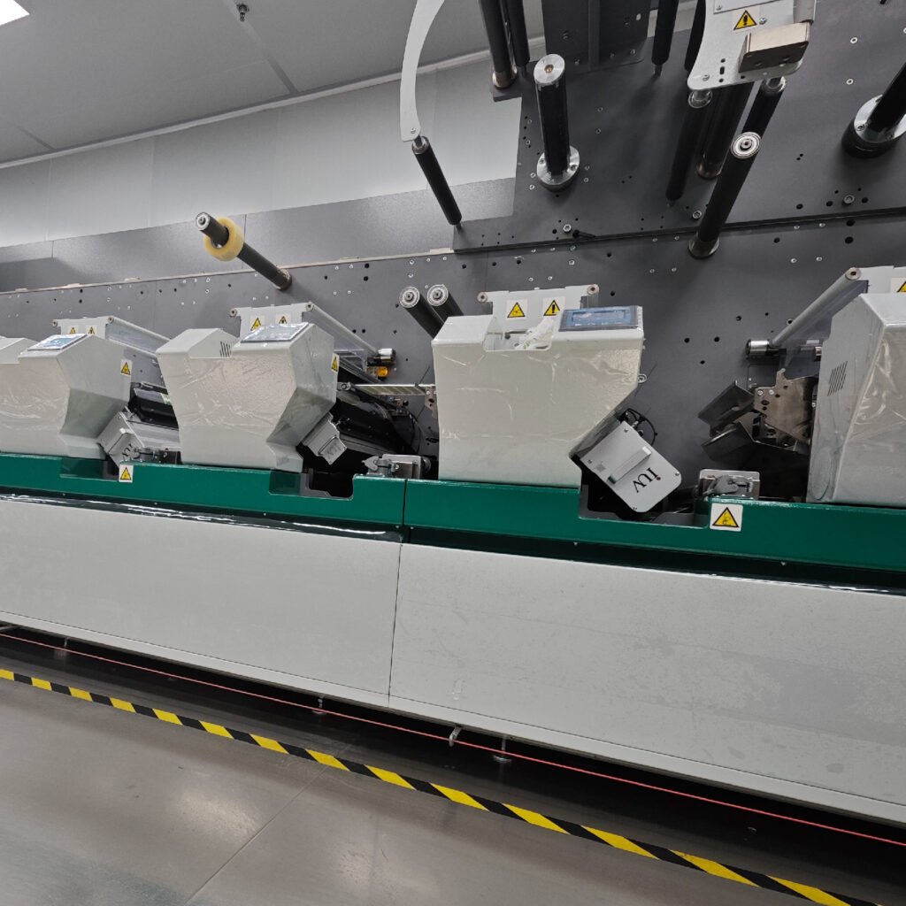 The Role of UV Curing Systems in Fast-Drying Metallic and White Inks