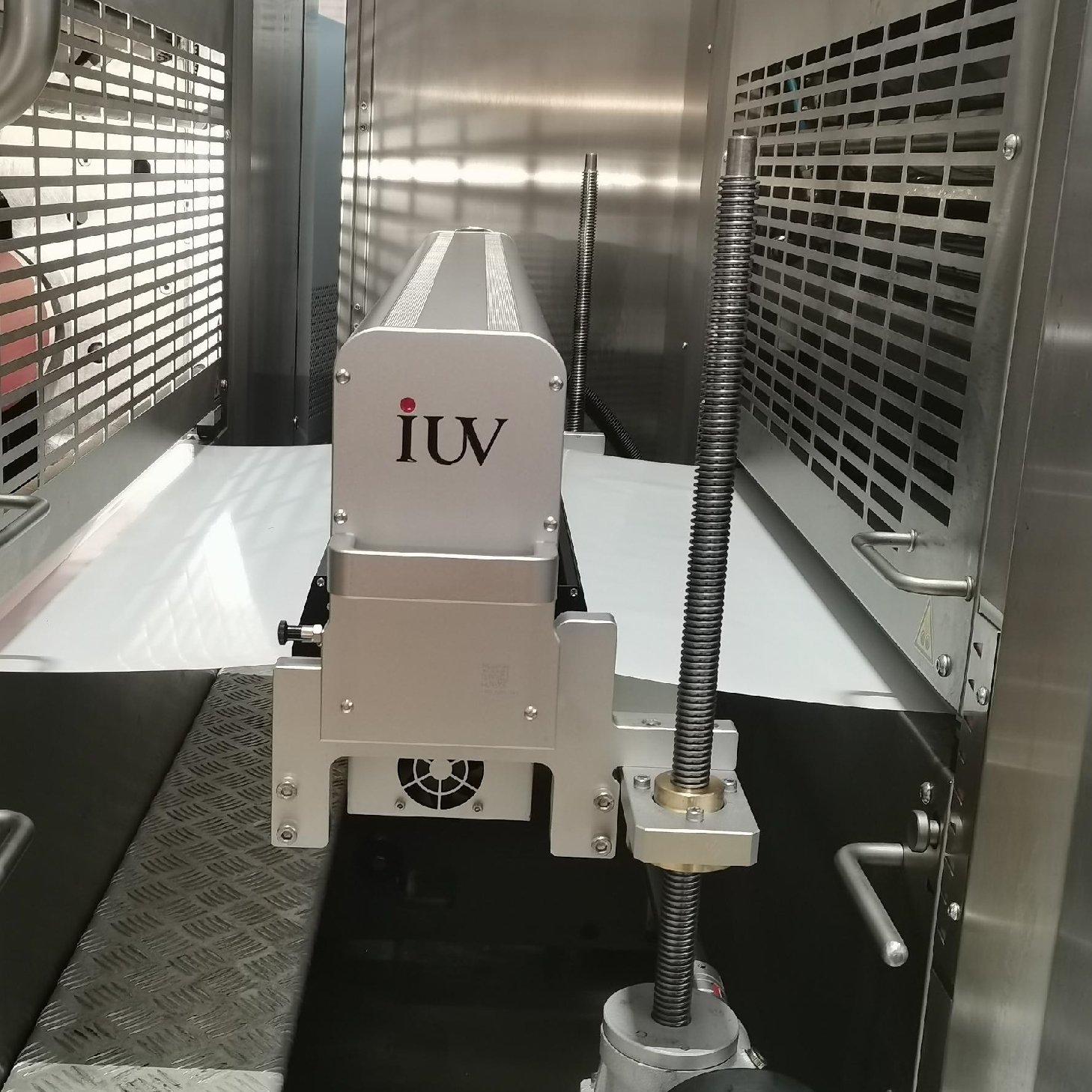 Boosting Adhesion Performance with UV LED Curing at High Flexo Speeds