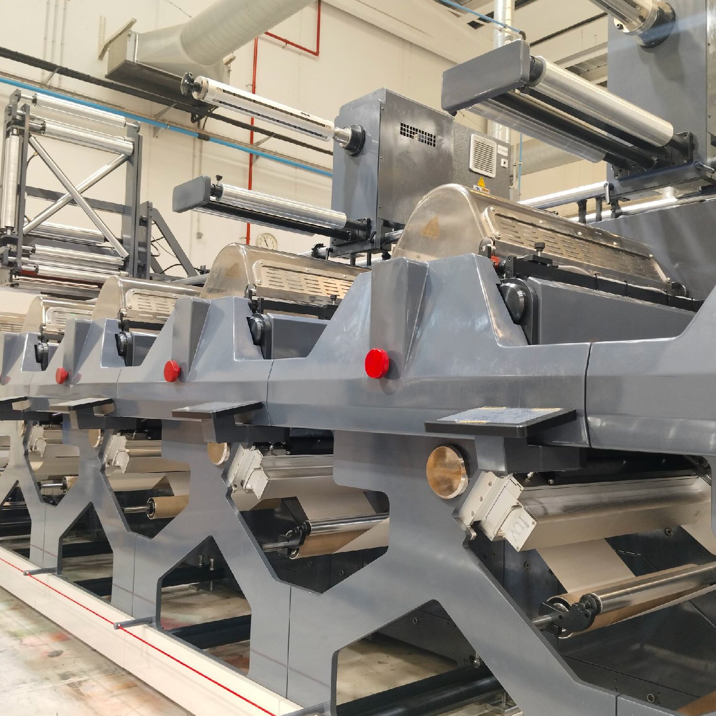 Energy-Efficient High-Intensity LED Curing Systems for High-Speed Packaging Press Operations