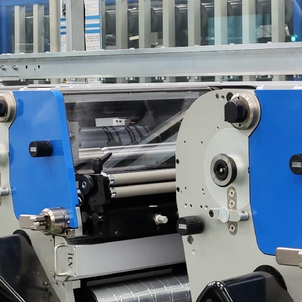 How Narrow-Web Digital Label Printing Accelerates Short-Run Production
