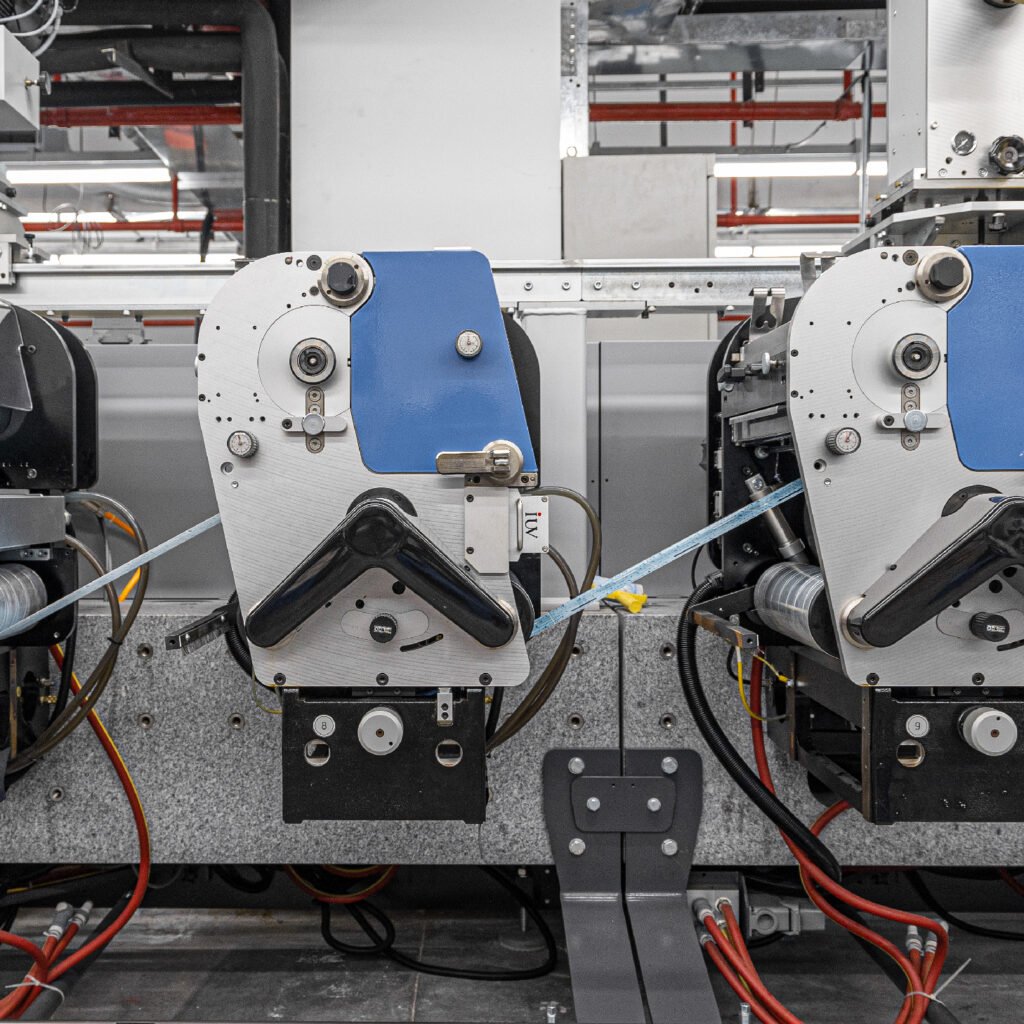 Why Modern Narrow-Web Printers Are Shifting to Fully Automated UV Production
