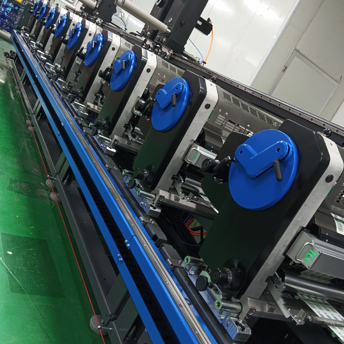 Next-Generation Energy-Saving LED Curing for Premium Flexo Print Results