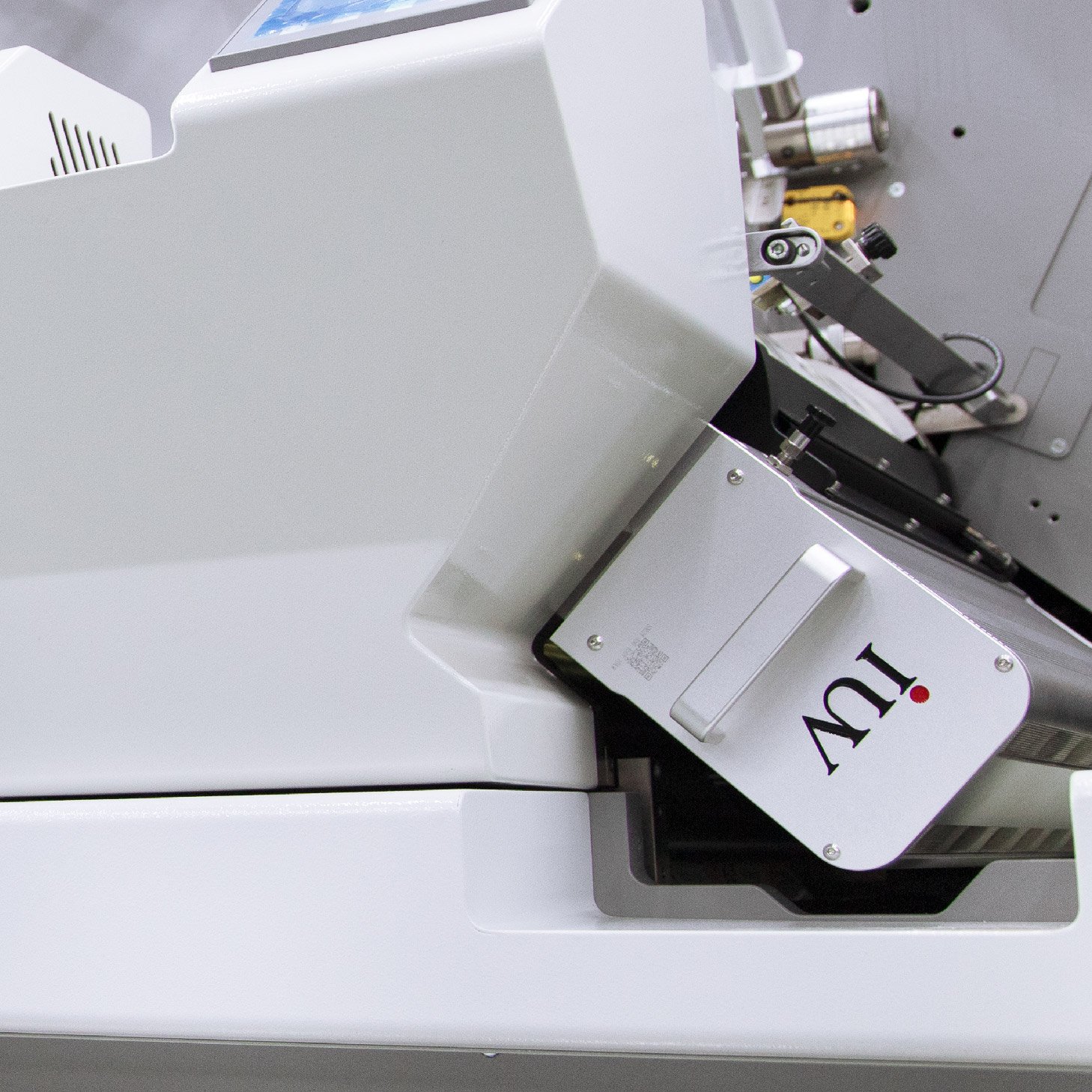 A Practical Comparison Why Switching to LED UV is the Best Move for Your Label Press in 2026