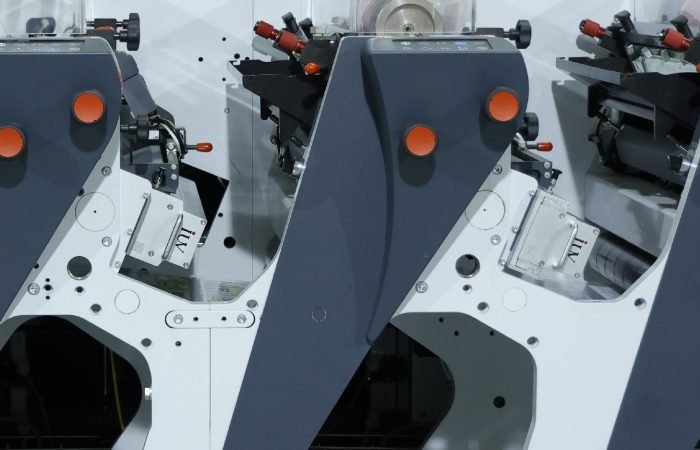 Achieving Faster Turnaround Times with High-Performance LED Curing Systems