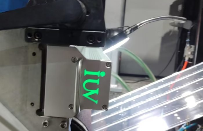 Advanced Substrate Tracking for Precision UV Curing in Digital Label Production