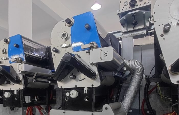 Energy-Saving Benefits of Automated LED UV Operations in Modern Print Shops