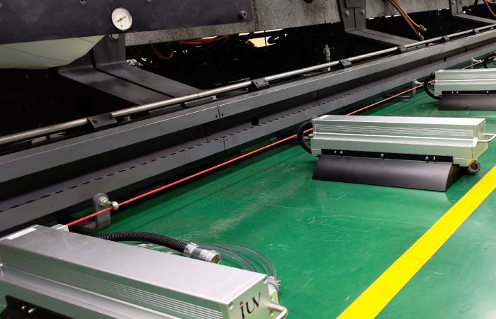 High-Speed Narrow-Web LED Flexo Printing for Industrial and Logistics Labels