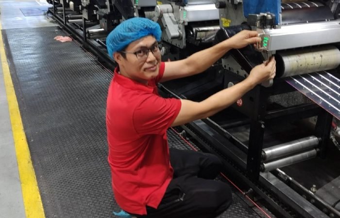 How UV Curing Systems Help Printers Meet Tight Deadlines