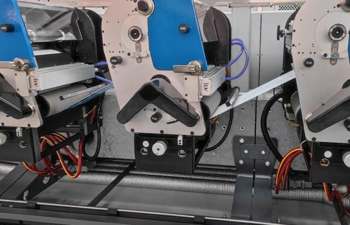 How UV Curing Systems Improve Ink Gloss and Clarity