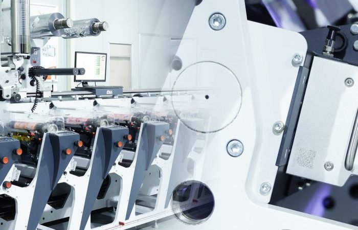 Why Narrow Web Printers Are Switching to LED UV Curing Systems